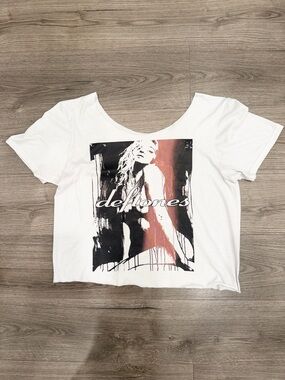 Deftones Oversized Off The Shoulder Crop Top Band Tee Shirt Women’s Size Large